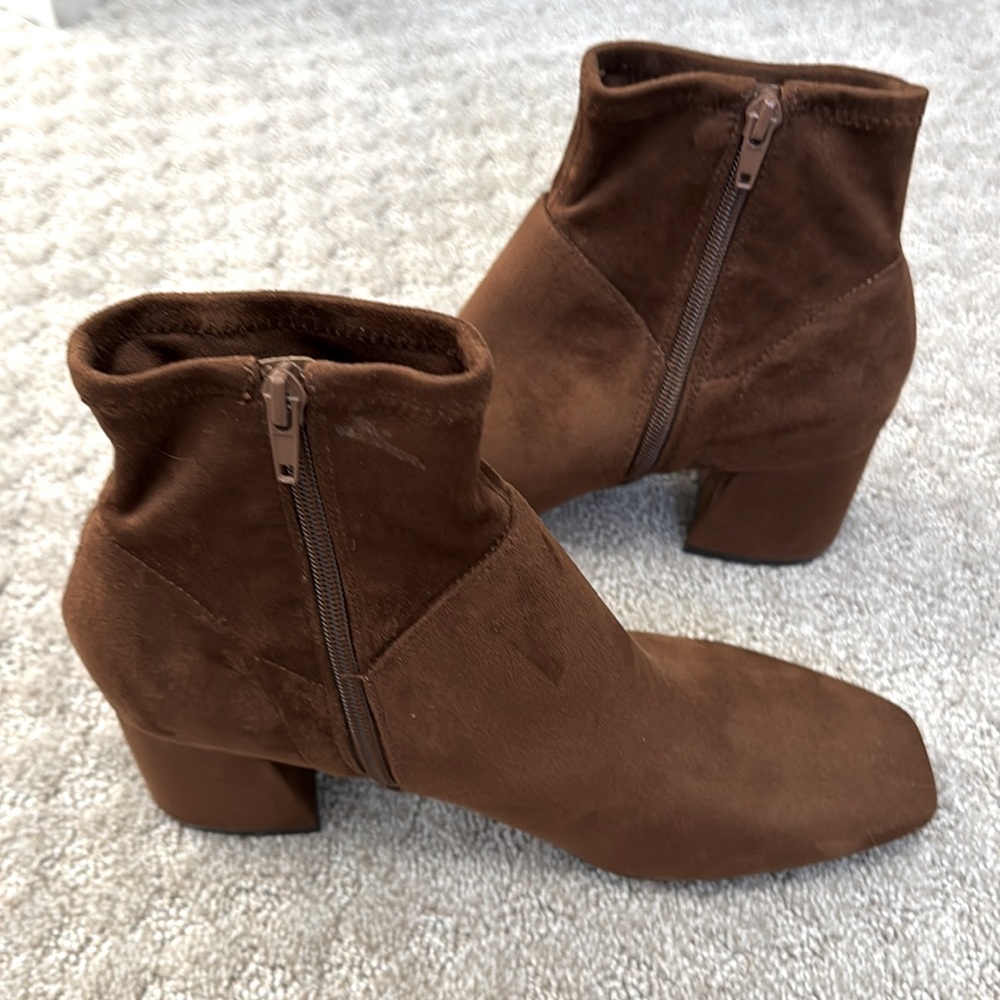 NEW Nine West Volley2 Brown Square Toe Booties